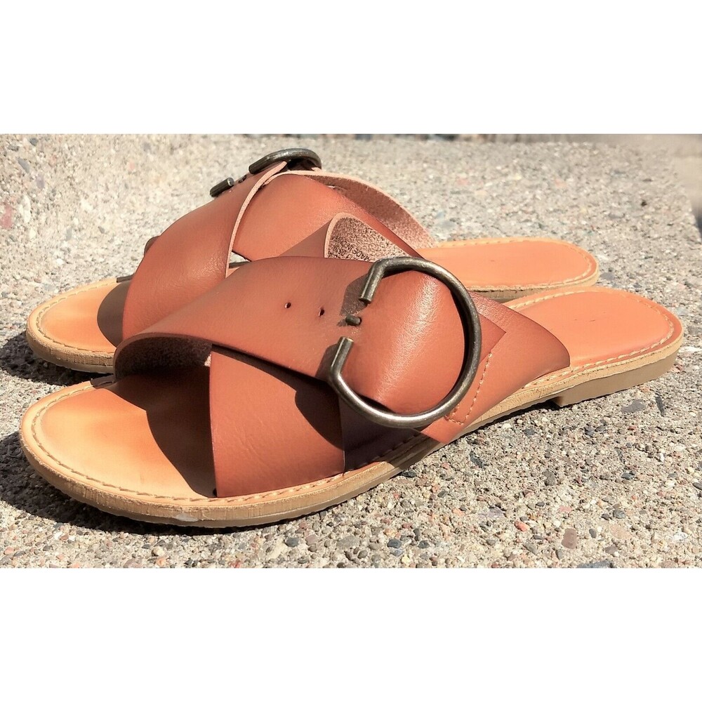 Rock & Candy Baryl Flat  X Cross Strap Buckle Sandal Terracota Brown 6 M vegan